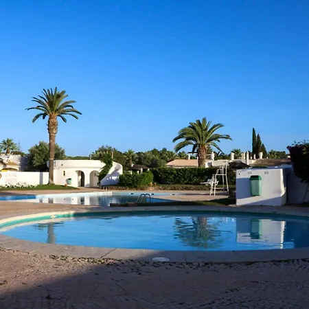 펜션 Charming In Vilamoura Golden Triangle