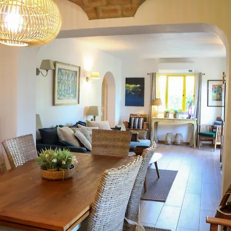 Charming In Vilamoura Golden Triangle 펜션 쿼테이라